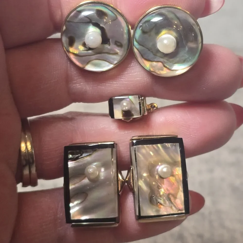 Vintage Swank Lucite Real 